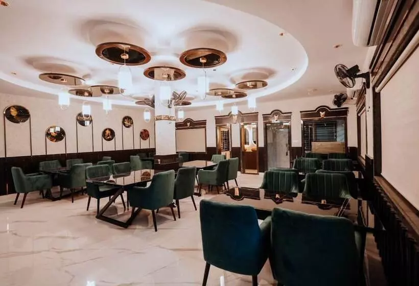 Hotelli Bajaj S Karwan Inn