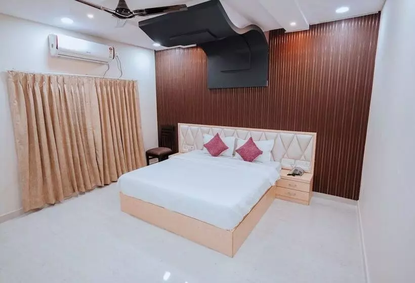 Hotelli Bajaj S Karwan Inn