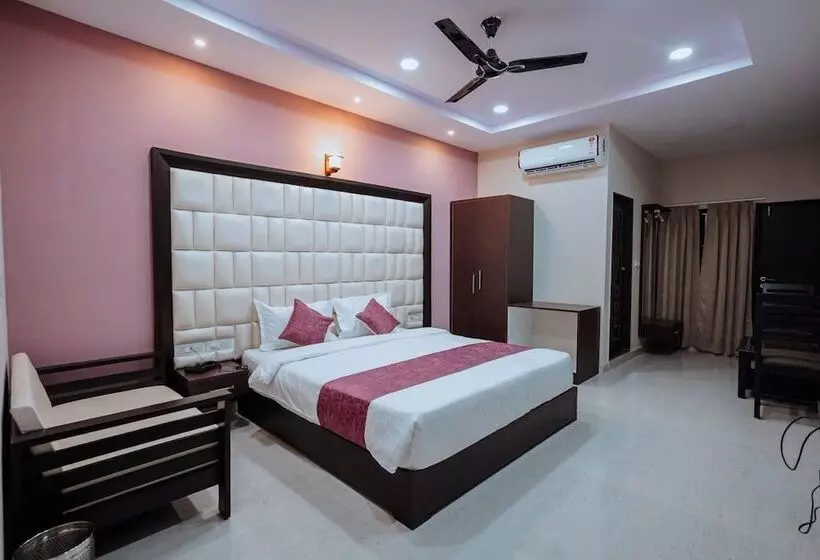 Hotelli Bajaj S Karwan Inn