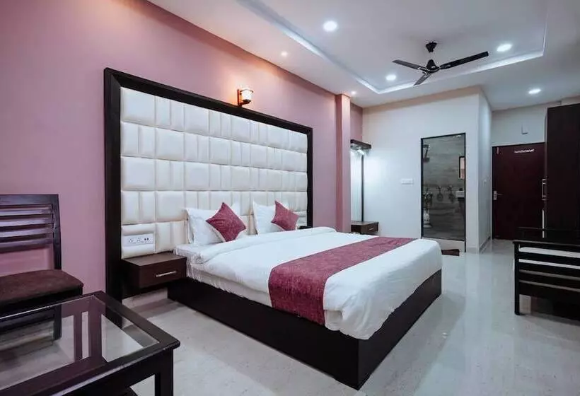 Hotelli Bajaj S Karwan Inn