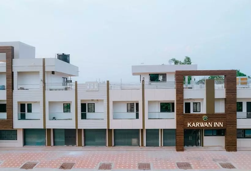 Hotelli Bajaj S Karwan Inn