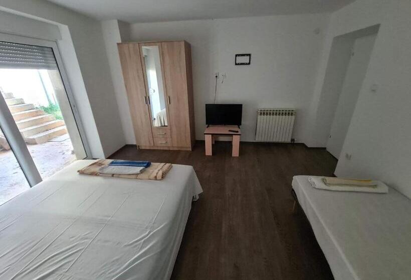 هتل کپسول M2 Sobe