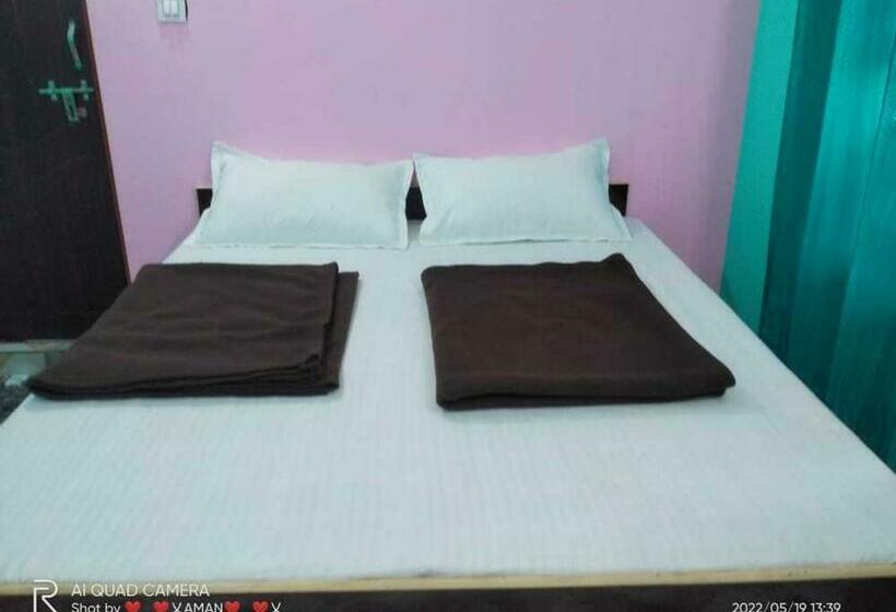 Hotel Pop 89986 Namaste Chamoli Restaurant