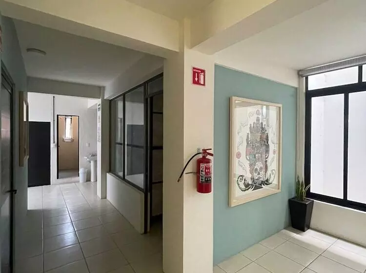 پانسیون Hostal Xao