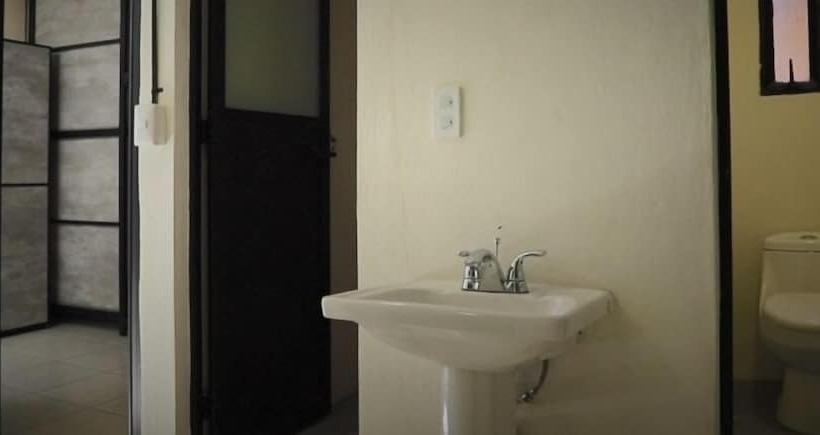 پانسیون Hostal Xao