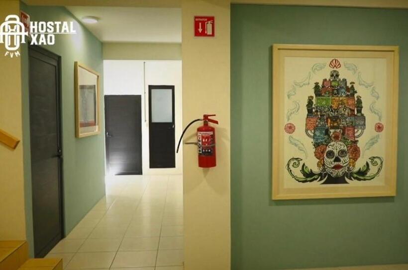 پانسیون Hostal Xao