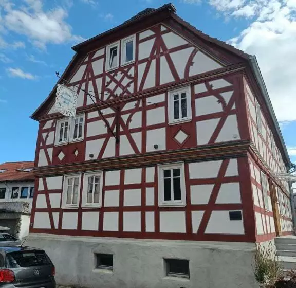 Apartments & Möblierte Zimmer In Kahl Am Main, Kontaktloser Self Check In, W Lan, Schreibtisch, Dusc