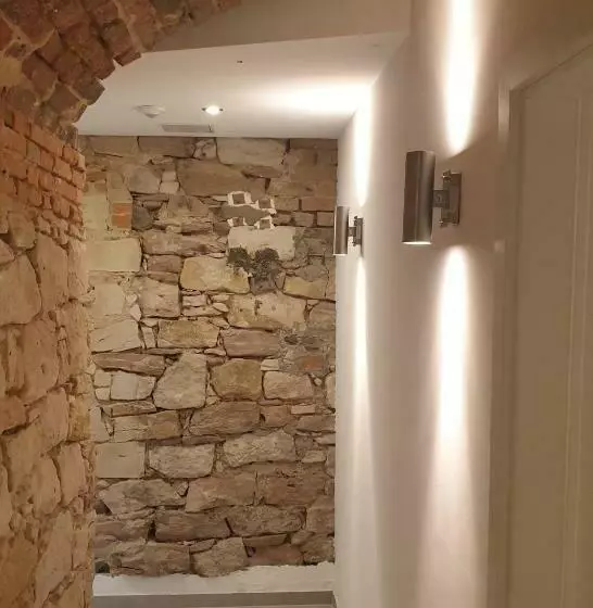 Apartments & Möblierte Zimmer In Kahl Am Main, Kontaktloser Self Check In, W Lan, Schreibtisch, Dusc