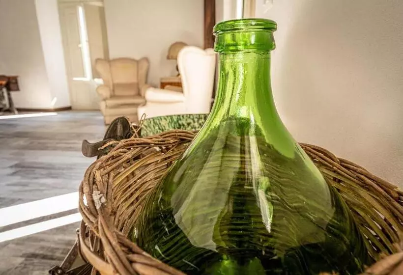 تختخواب و صبحانه Palazzo Restifa Bnb