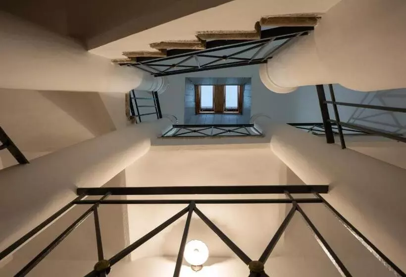 تختخواب و صبحانه Palazzo Restifa Bnb