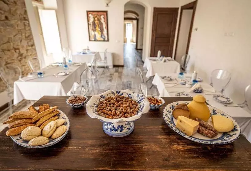 تختخواب و صبحانه Palazzo Restifa Bnb