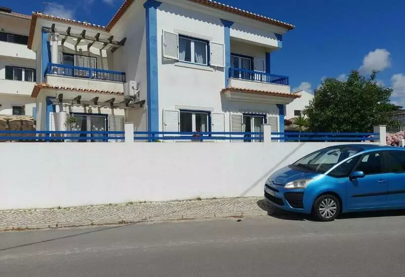 Aamiaismajoitus (B&B) Villa Alegria