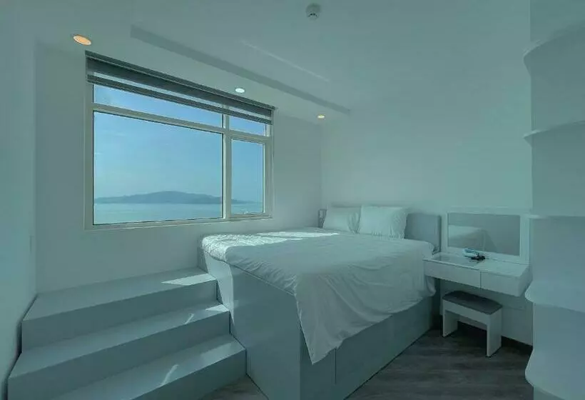 Căn Hộ 4 Phòng Ngủ View Biển   Sông Mường Thanh Luxury Khánh Hòa Cầu Trần Phú