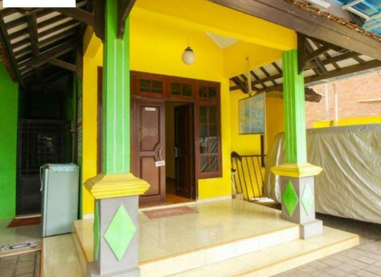 펜션 Kampung Osing Inn