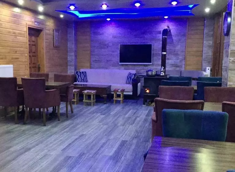 ベッドアンドブレックファースト Ayder Doruk Otel