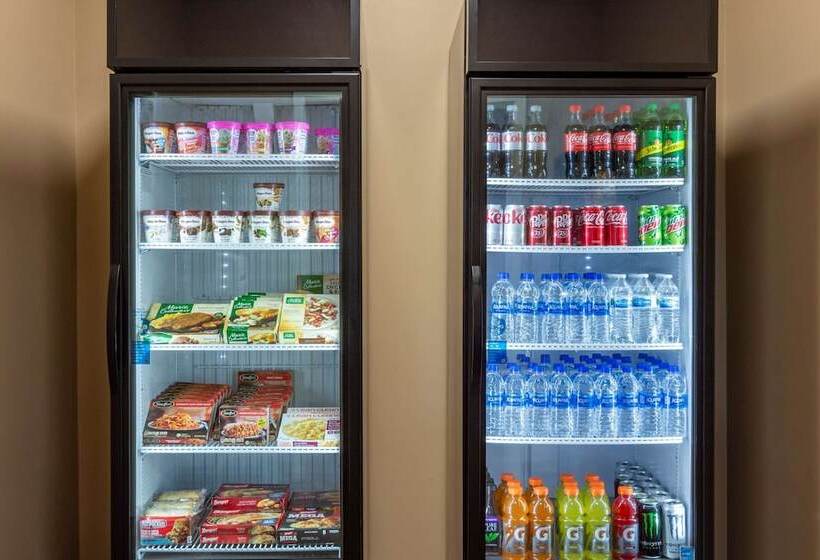 فندق Comfort Inn & Suites