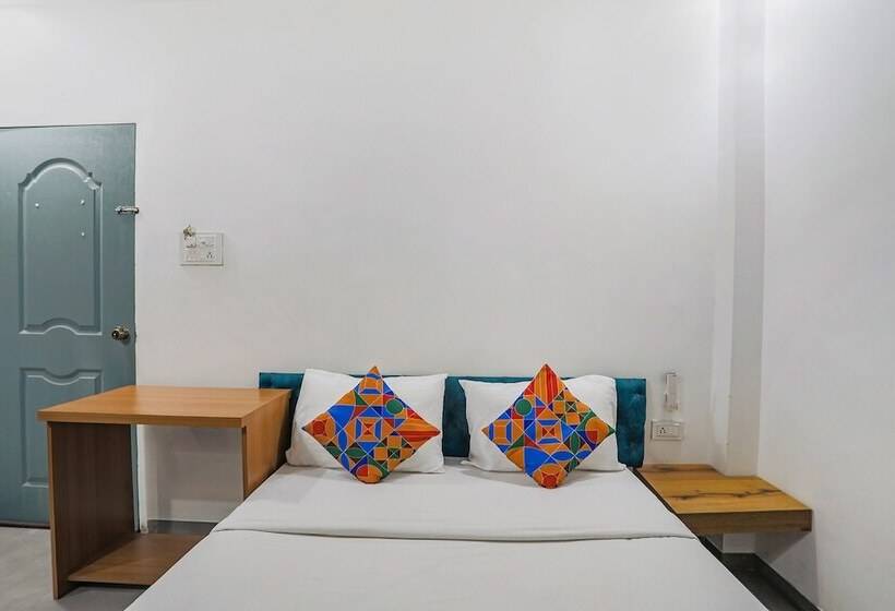 Hotel Fabexpress Pramila Prakash