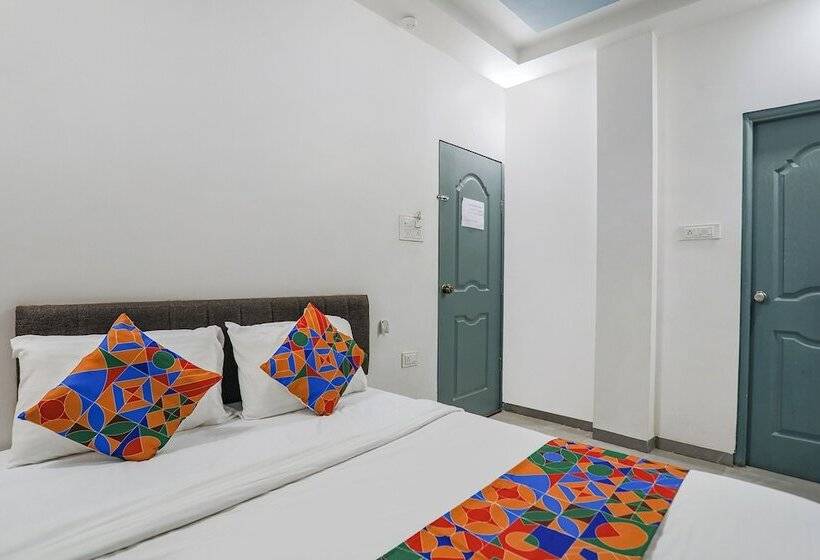 Hotel Fabexpress Pramila Prakash