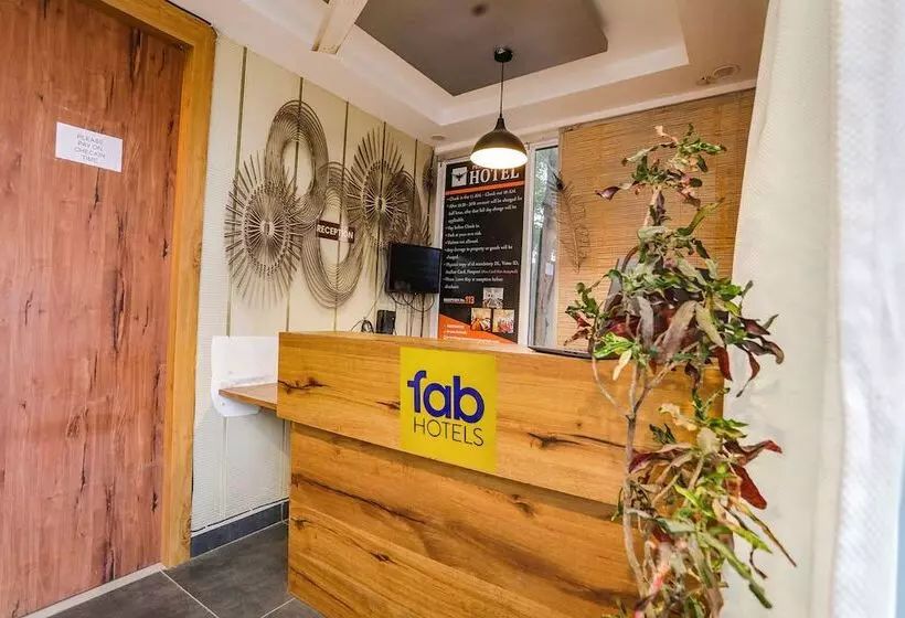 Hotelli Fabexpress Pramila Prakash