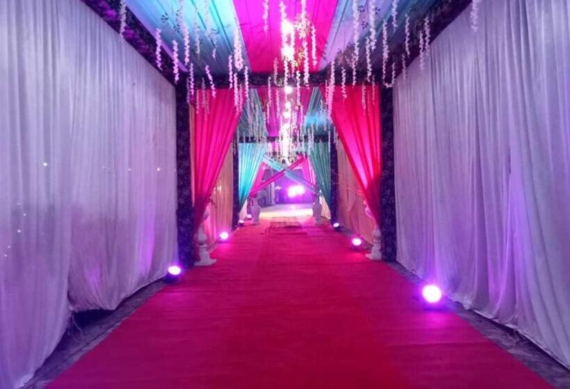 ホテル Spot On Prithvi Garden