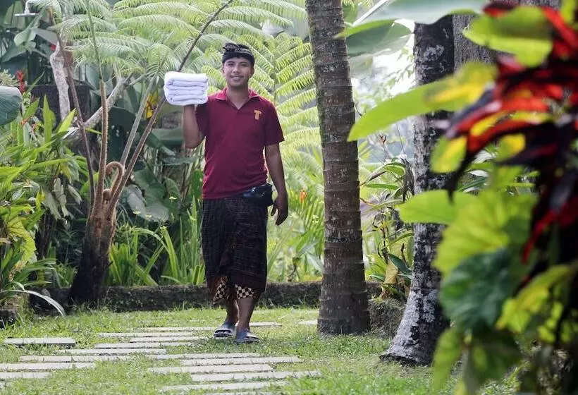 هتل Tanta Escape By Pramana Villas