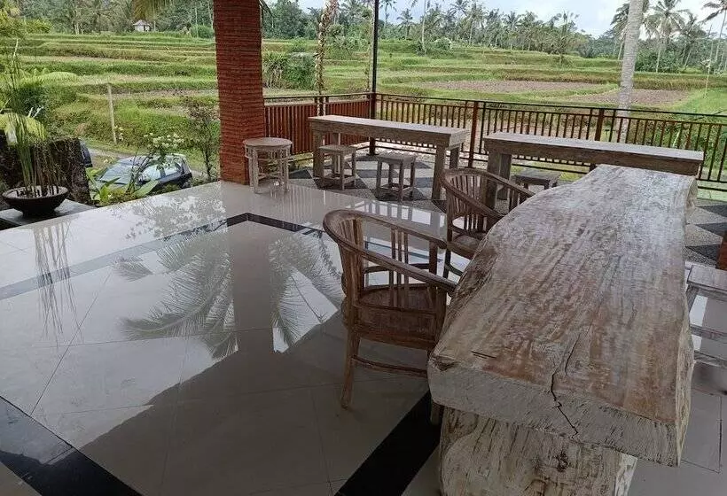 هتل Tanta Escape By Pramana Villas