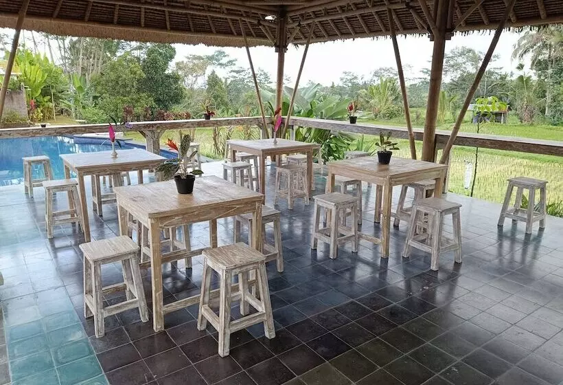 هتل Tanta Escape By Pramana Villas