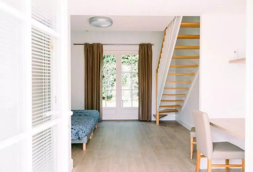 Aamiaismajoitus (B&B) Domaine Les Jardins Darsene