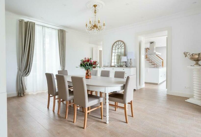 Bed and Breakfast Domaine Les Jardins Darsene