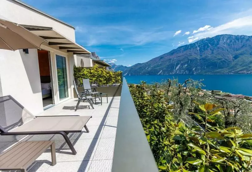 Hotelli Llac Living Nature