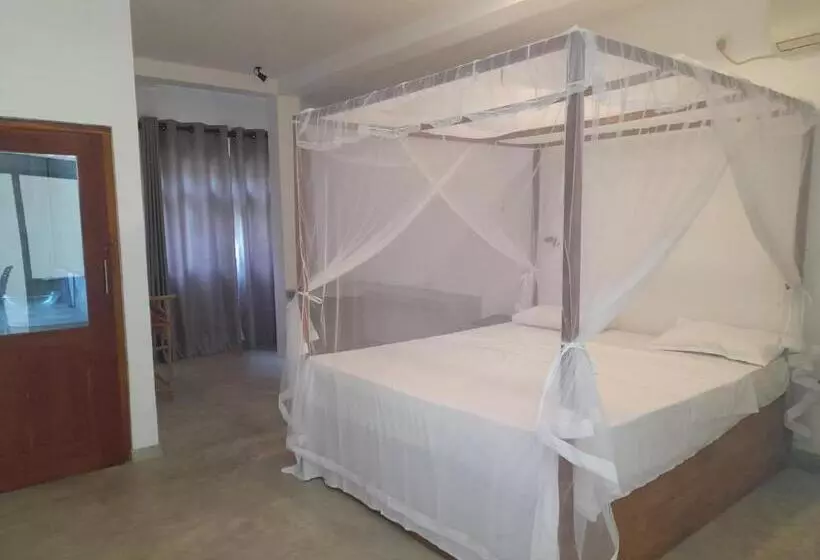 ペンション Mealanie S House