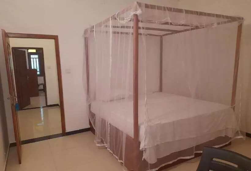 ペンション Mealanie S House