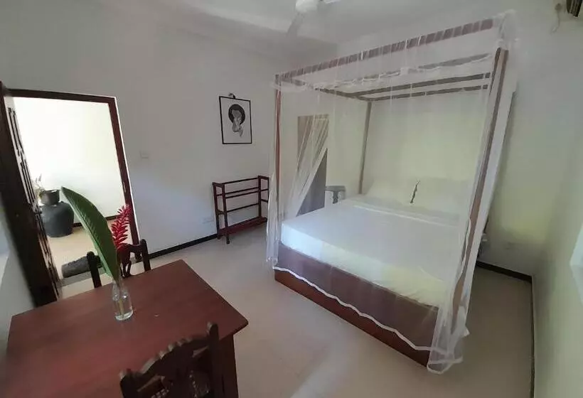 ペンション Mealanie S House