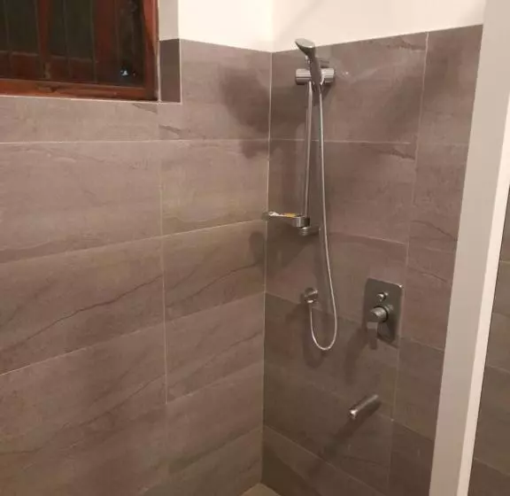 ペンション Mealanie S House