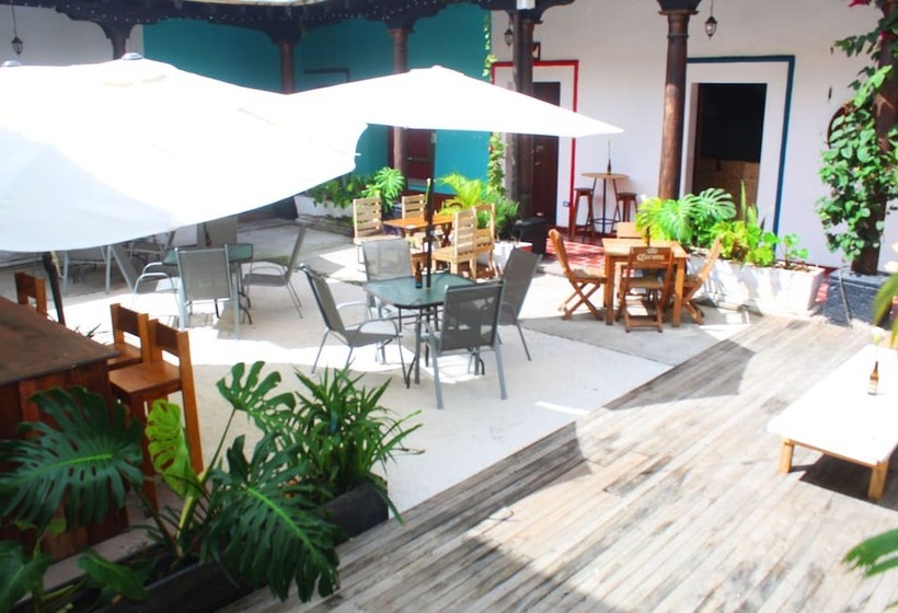 پانسیون Volko Party Hostel