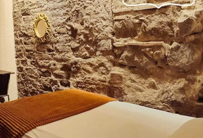 پانسیون Volko Party Hostel