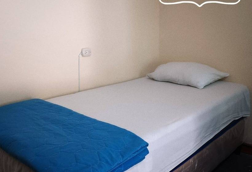 پانسیون Volko Party Hostel