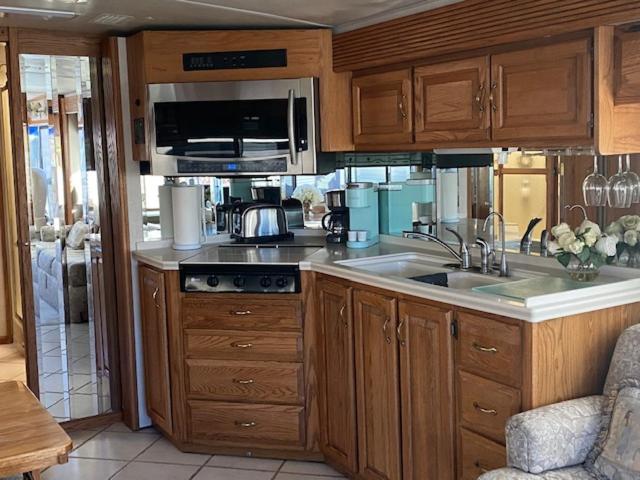 Pension Zion Rv Stone Pool Inn, Pets Stay Free, Fenced In Yard, Relaxing Waterfall!