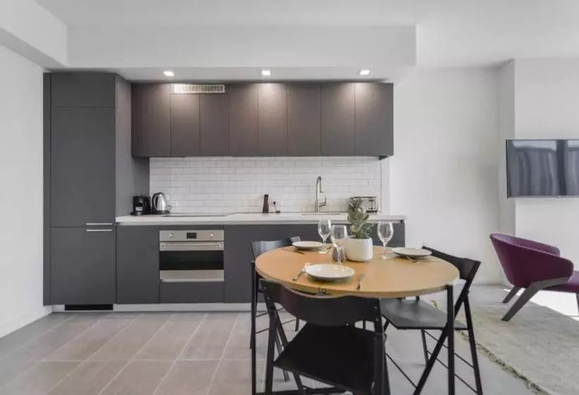 Wonderful 1 Br Apartment With At Downtown Miami