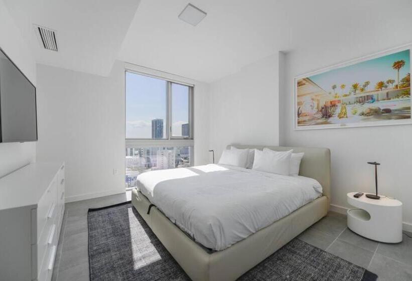 Wonderful 1 Br Apartment With At Downtown Miami