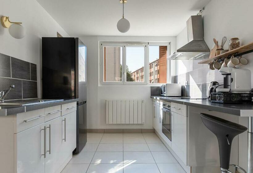 Appartement Spacieux 1 Chambre Parking Gratuit