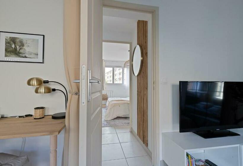 Appartement Spacieux 1 Chambre Parking Gratuit