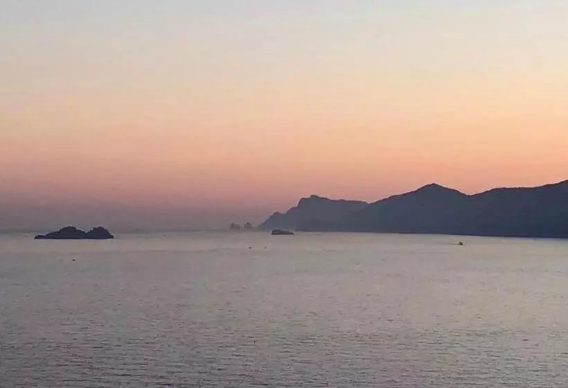 Aamiaismajoitus (B&B) Nostos Casale