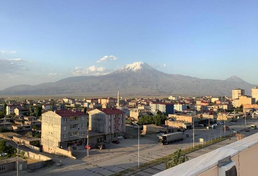 ホテル Atlihan Plus