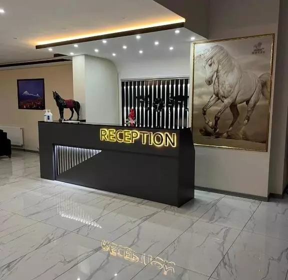 ホテル Atlihan Plus