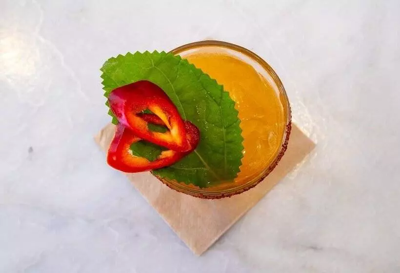 Cabana Boutique Hotel & Cafe