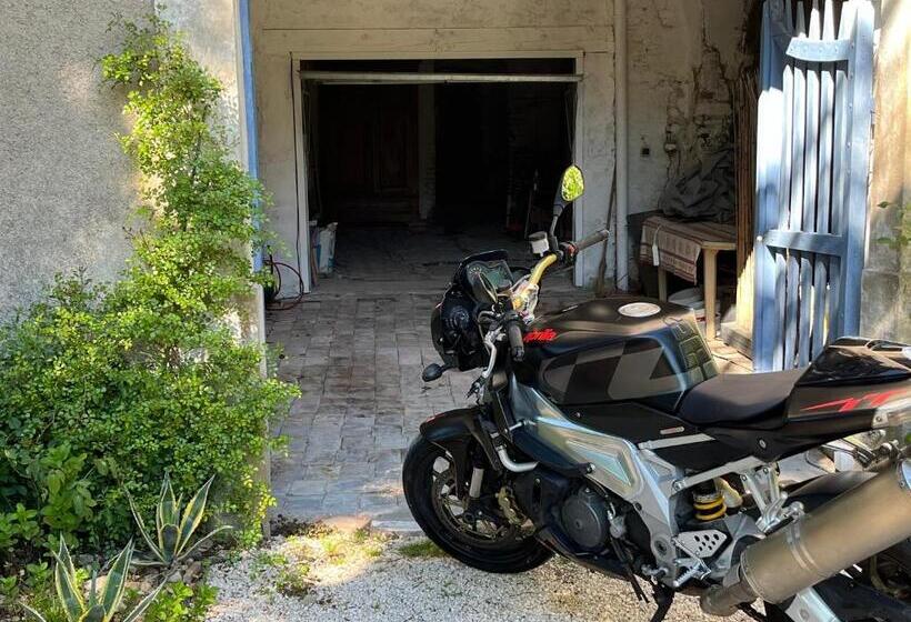 بنسيون Les Dames De Saint Florent