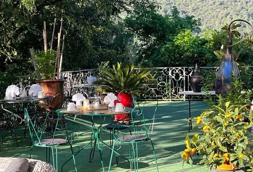 ペンション Les Dames De Saint Florent