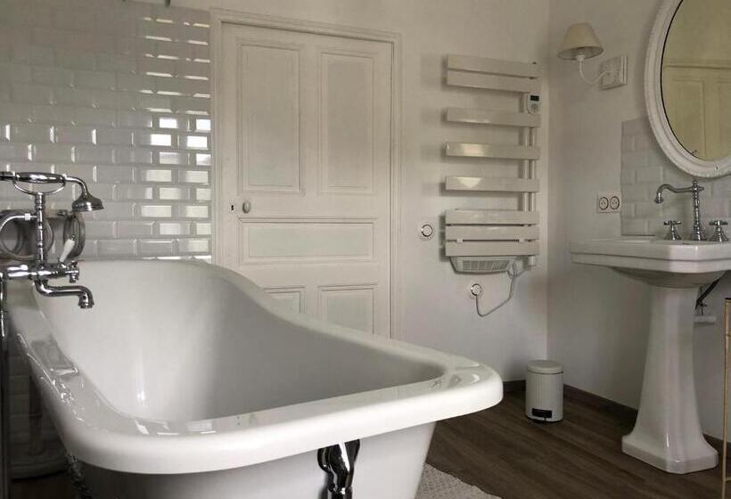 بنسيون Les Dames De Saint Florent