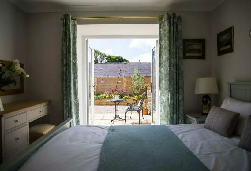 Tresithick Vean Bed And Breakfast